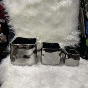 dekoratyvinis vazonas, didelis (15x14x14)